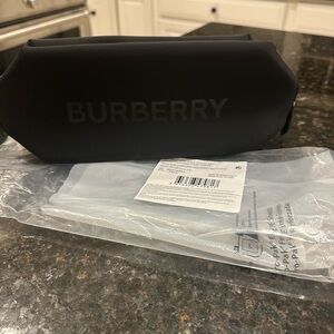NWT Burberry Toiletry Pouch